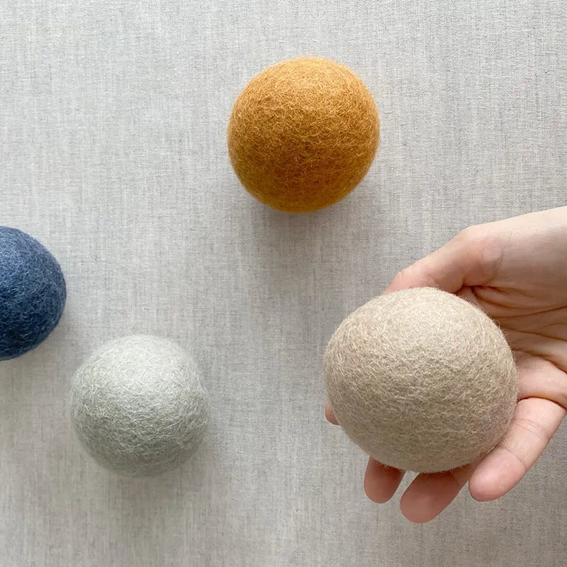 Rattle Ball Set by Mishum